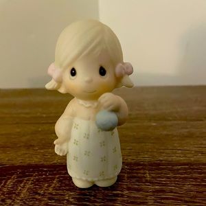 PRECIOUS MOMENTS SMALL GIRL FIGURINE